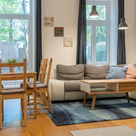 Cozy Apartment, 2 Private Terraces, 8 Min To City Center ウィーン エクステリア 写真