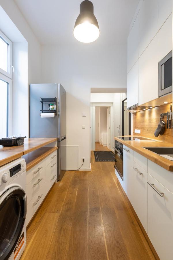 Cozy Apartment, 2 Private Terraces, 8 Min To City Center ウィーン エクステリア 写真