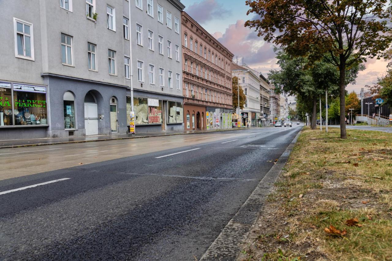 Cozy Apartment, 2 Private Terraces, 8 Min To City Center ウィーン エクステリア 写真